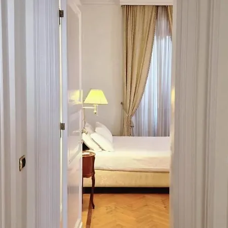 Holidays Boutique 4* Roma